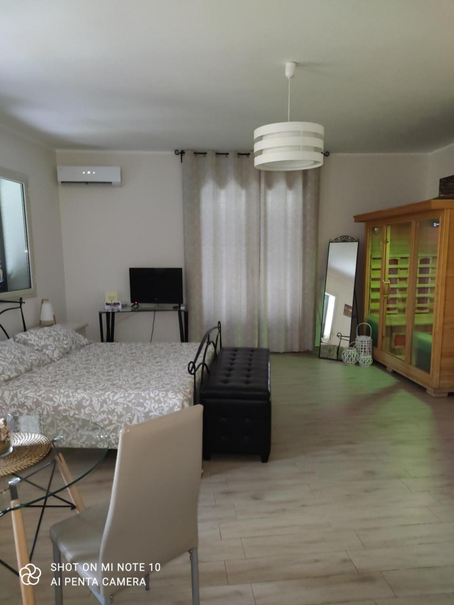 La Porta Dell'Alcantara Gaggi Habitación foto